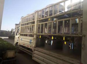 潮州15臺振動篩已裝車完畢經理請注意查收!